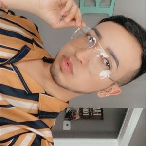 Meet your Posher, Ernesto